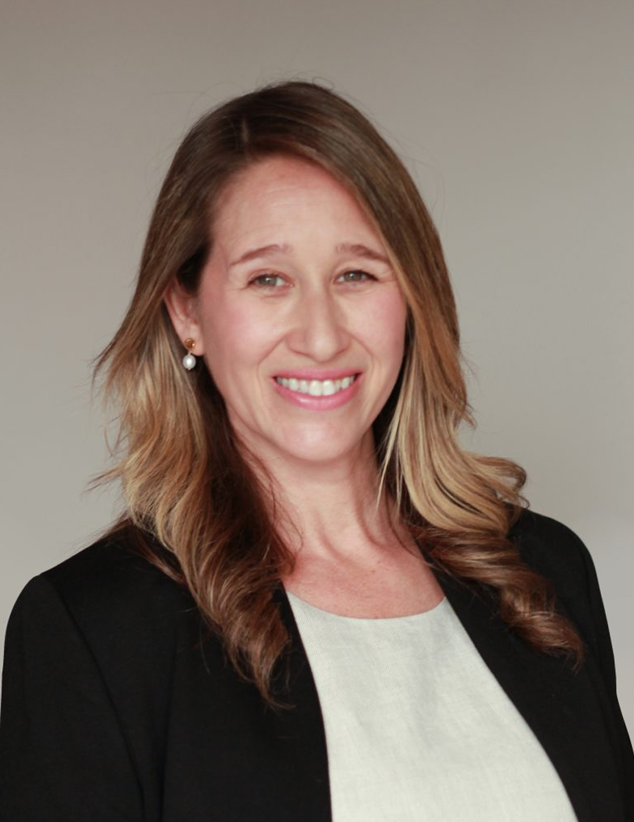 Lindsay Lewis Photo